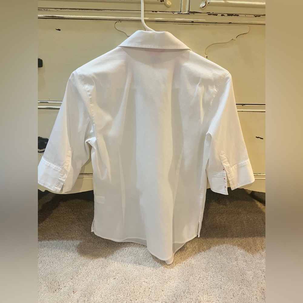 Lilly Pulitzer White Button-Up Blouse Three Quarter Sleeve Size 8 - Picture 2 of 6